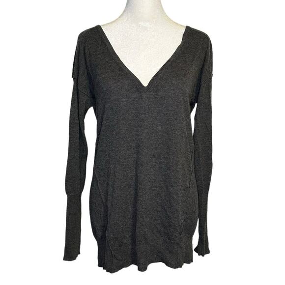 Athleta gray knit v-neck cashmere sweater size XS - Picture 1 of 11